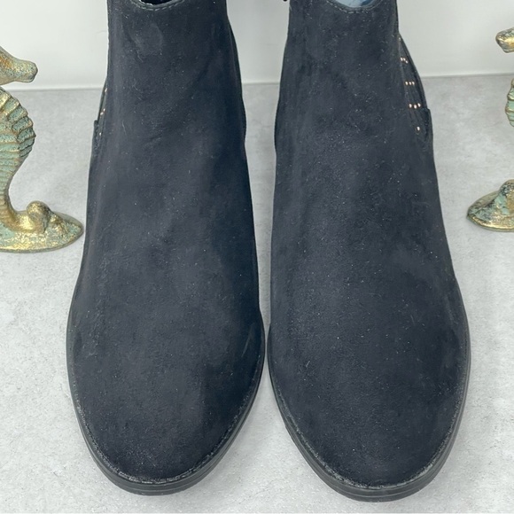 Lauren Conrad MOCHA Ankle Boot In Black Vegan Suede w/Metal Accents Size 10 - Picture 5 of 12